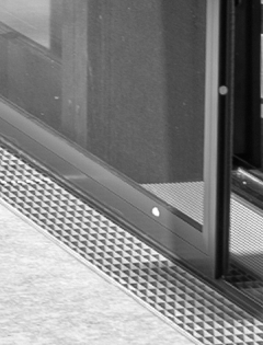 Detail Bodenschiene ISS114_Detail Bodenschiene