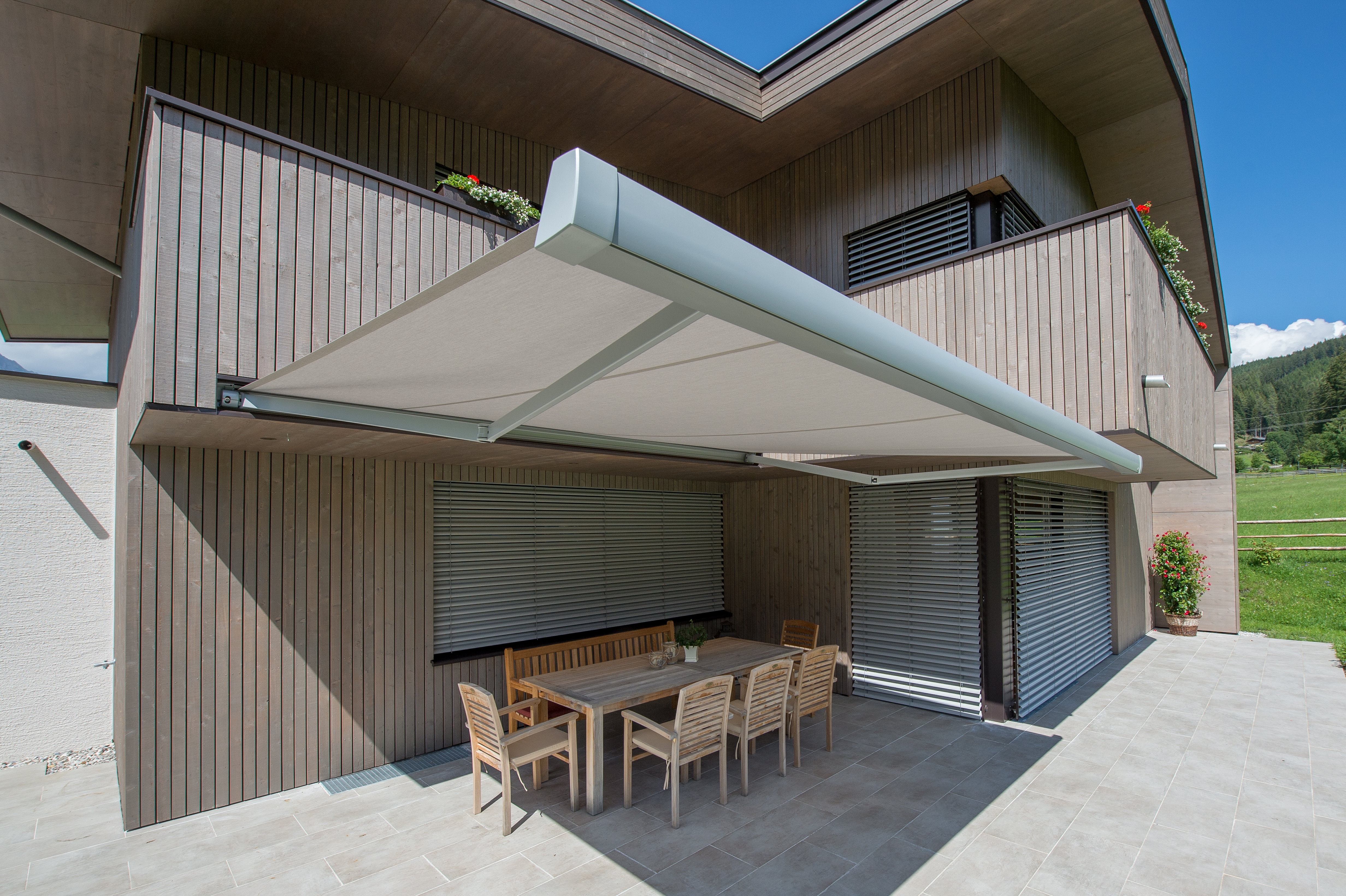 VALETTA LUNA Markise Presseartikel