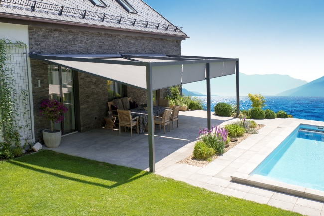 VALETTA Cuba-ZIP auf einer Terasse von einem Einfamilienhaus