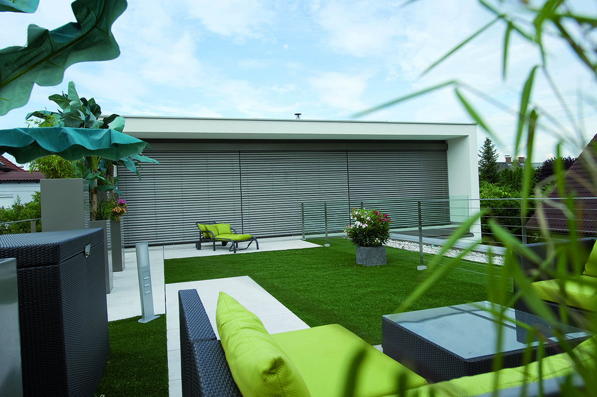 Privathaus mit Raffstore C80-Lamelle