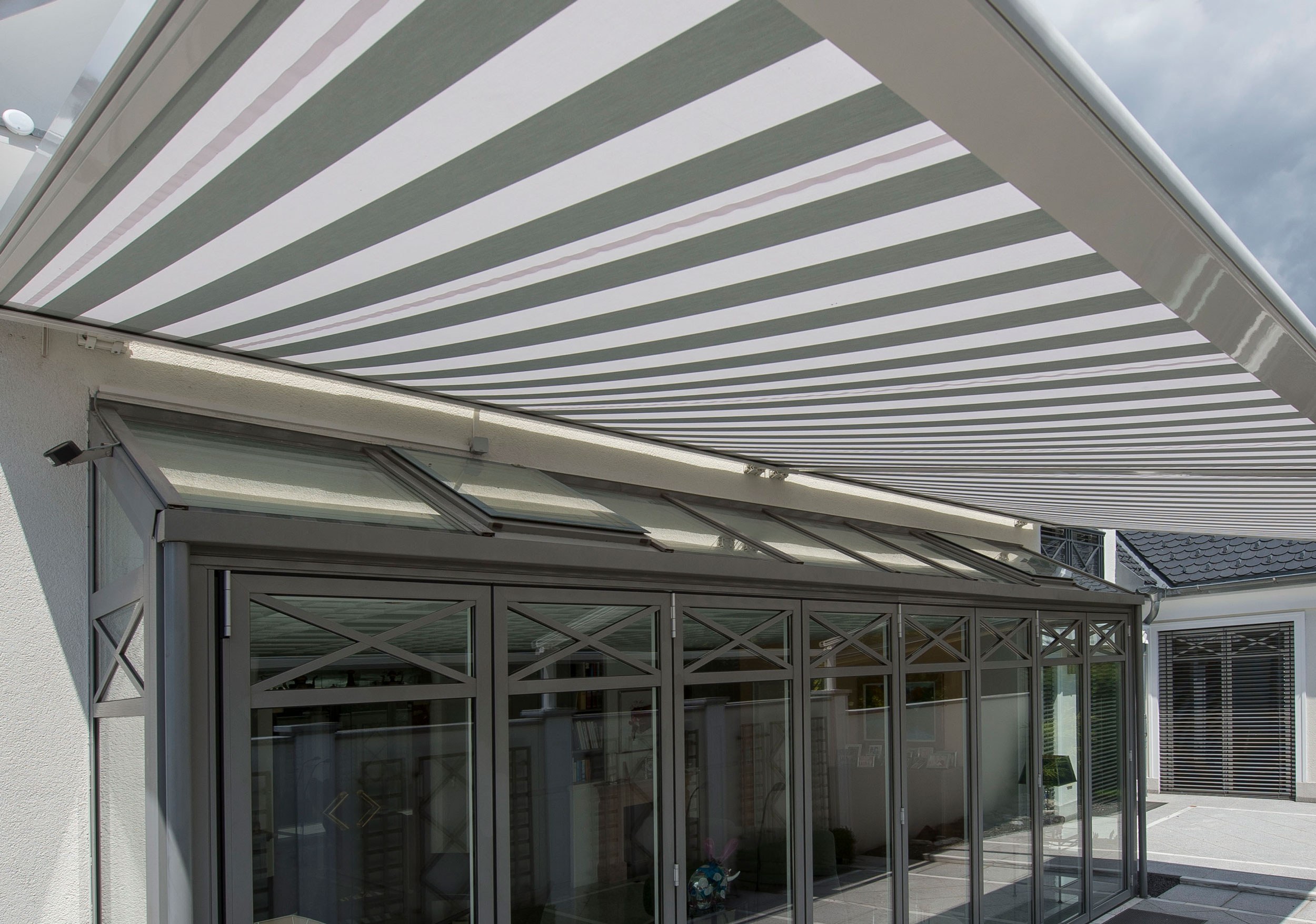 Einfamilienhaus mit ZIP-Beschattung