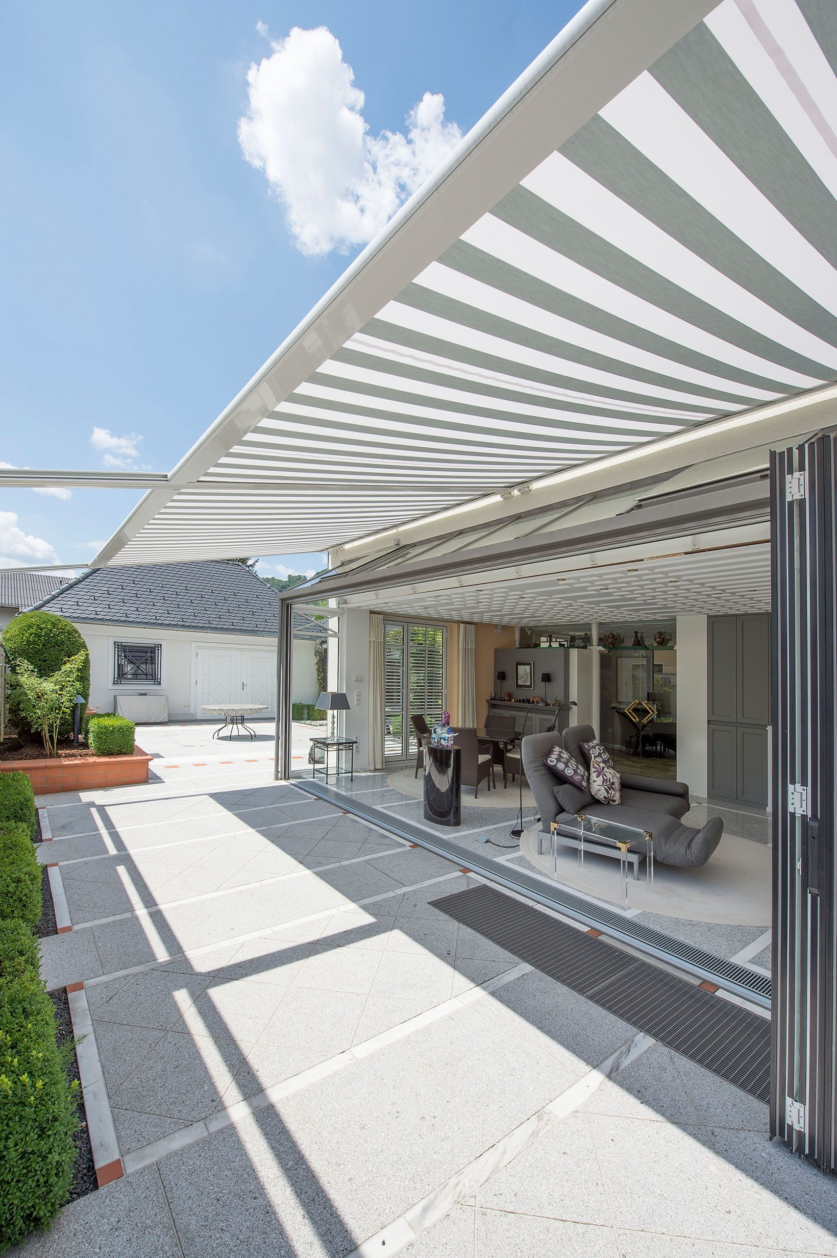 Einfamilienhaus mit ZIP-Beschattung