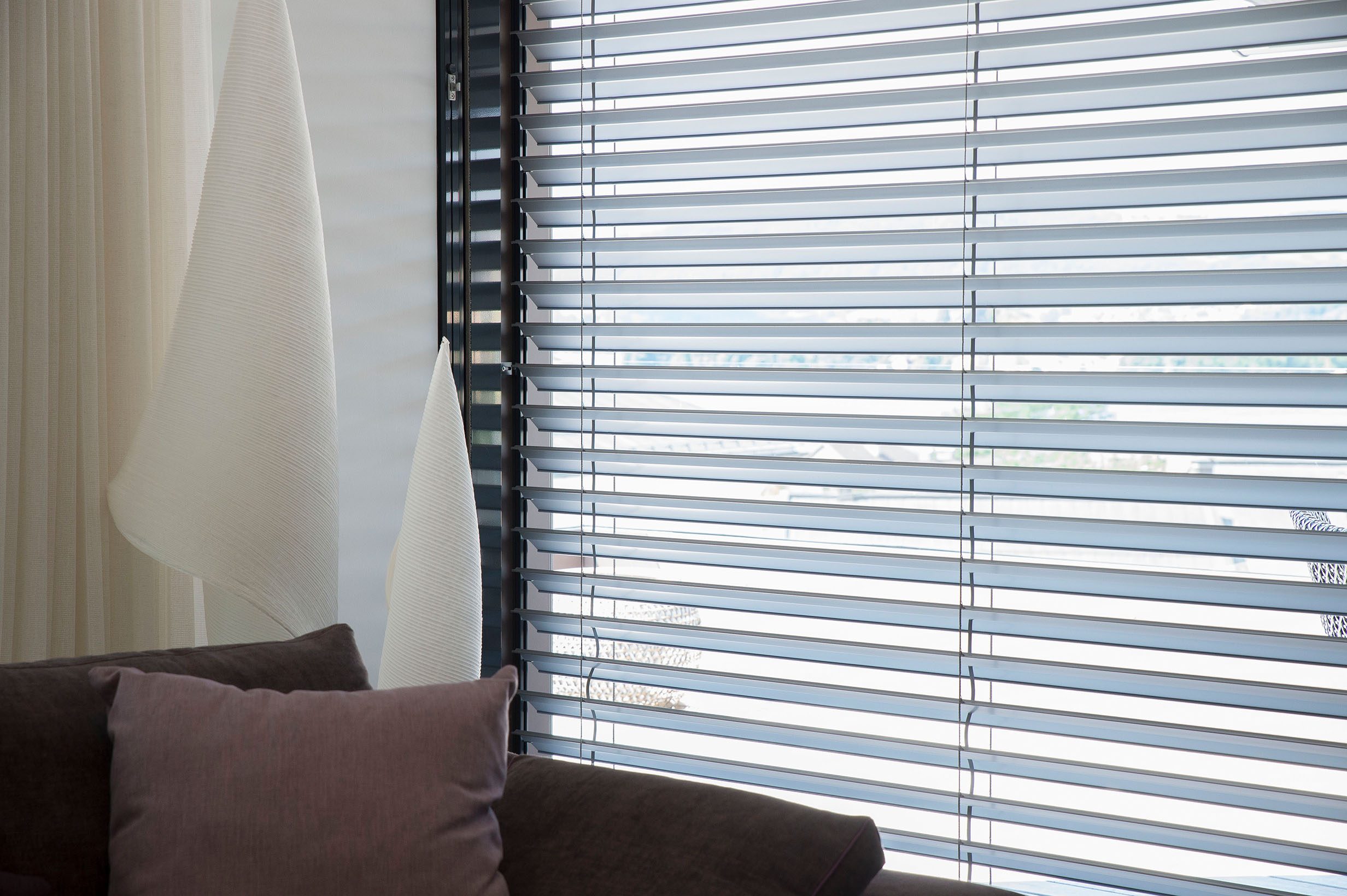 Penthouse mit Verbund-Raffstore Z90-Lamelle