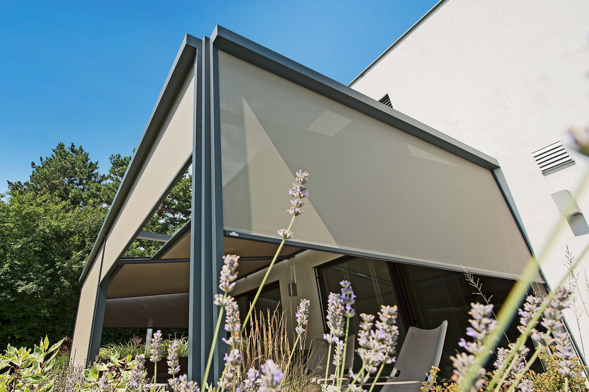 Einfamilienhaus mit ZIP-Beschattung