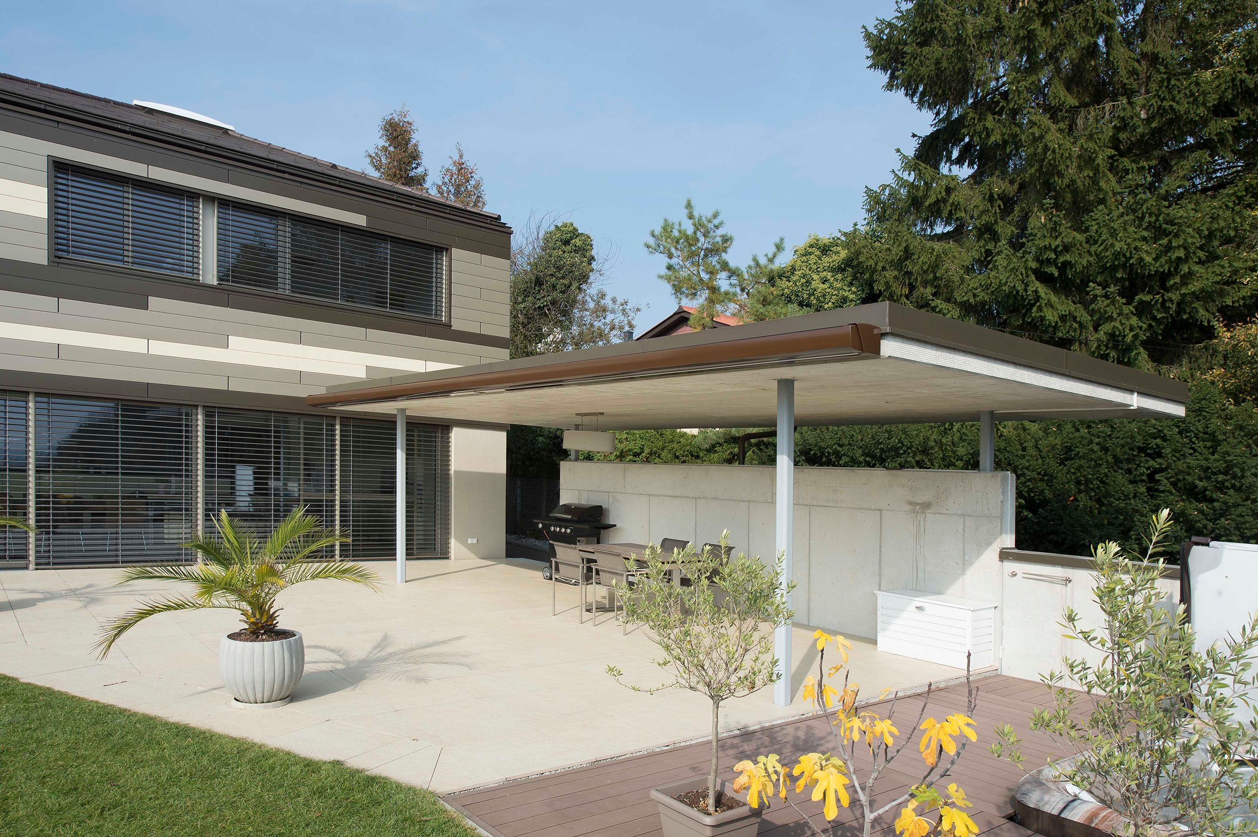 Einfamilienhaus mit LUNA Kassettenmarkise