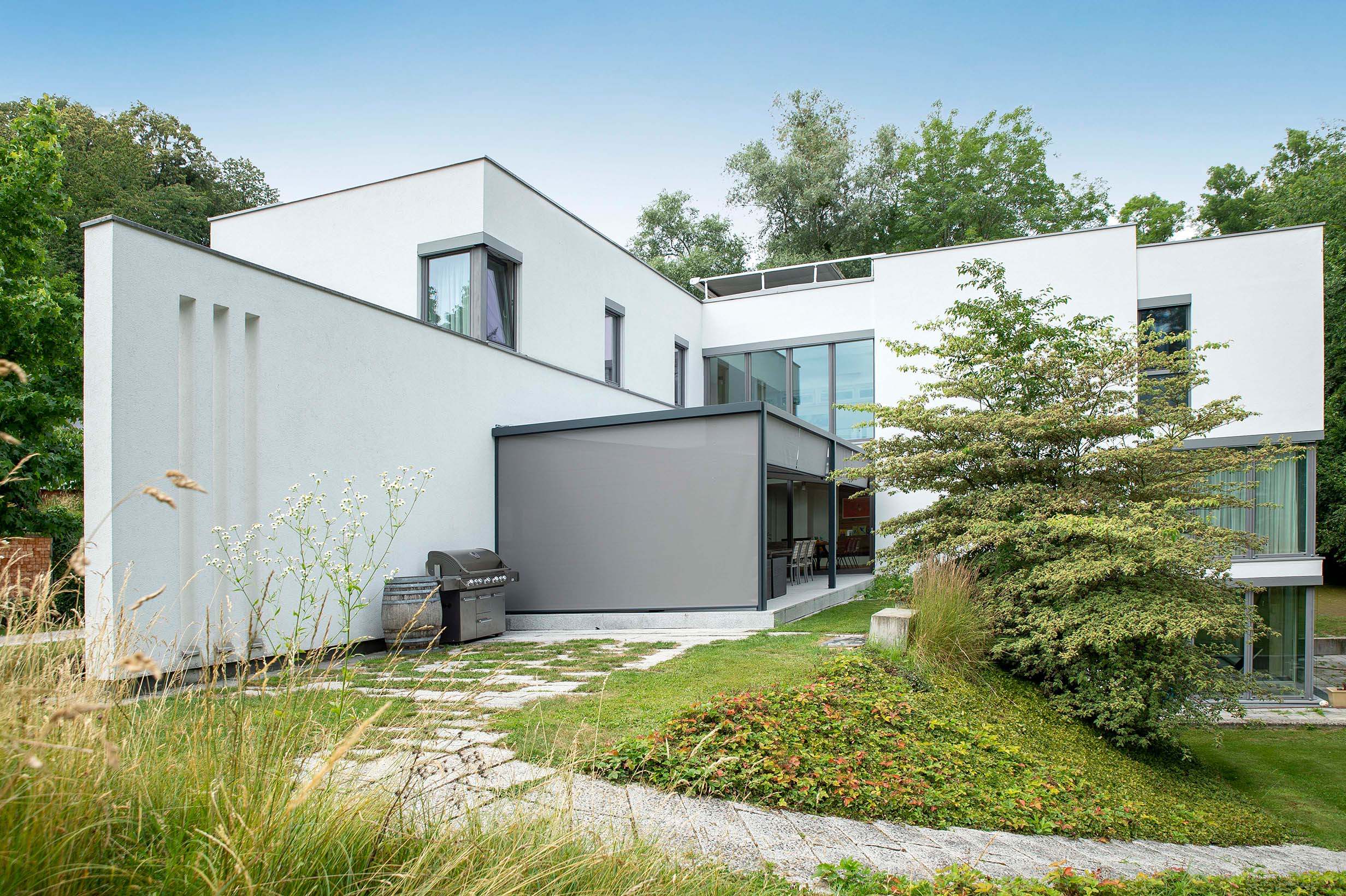 Einfamilienhaus mit ZIP-Beschattung