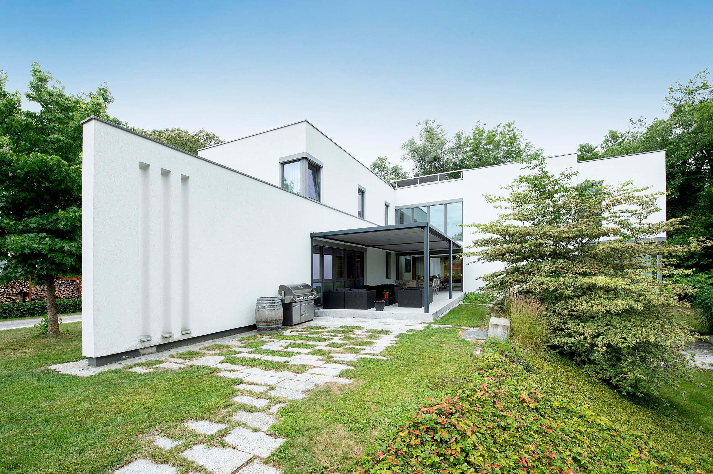 Einfamilienhaus mit ZIP-Beschattung