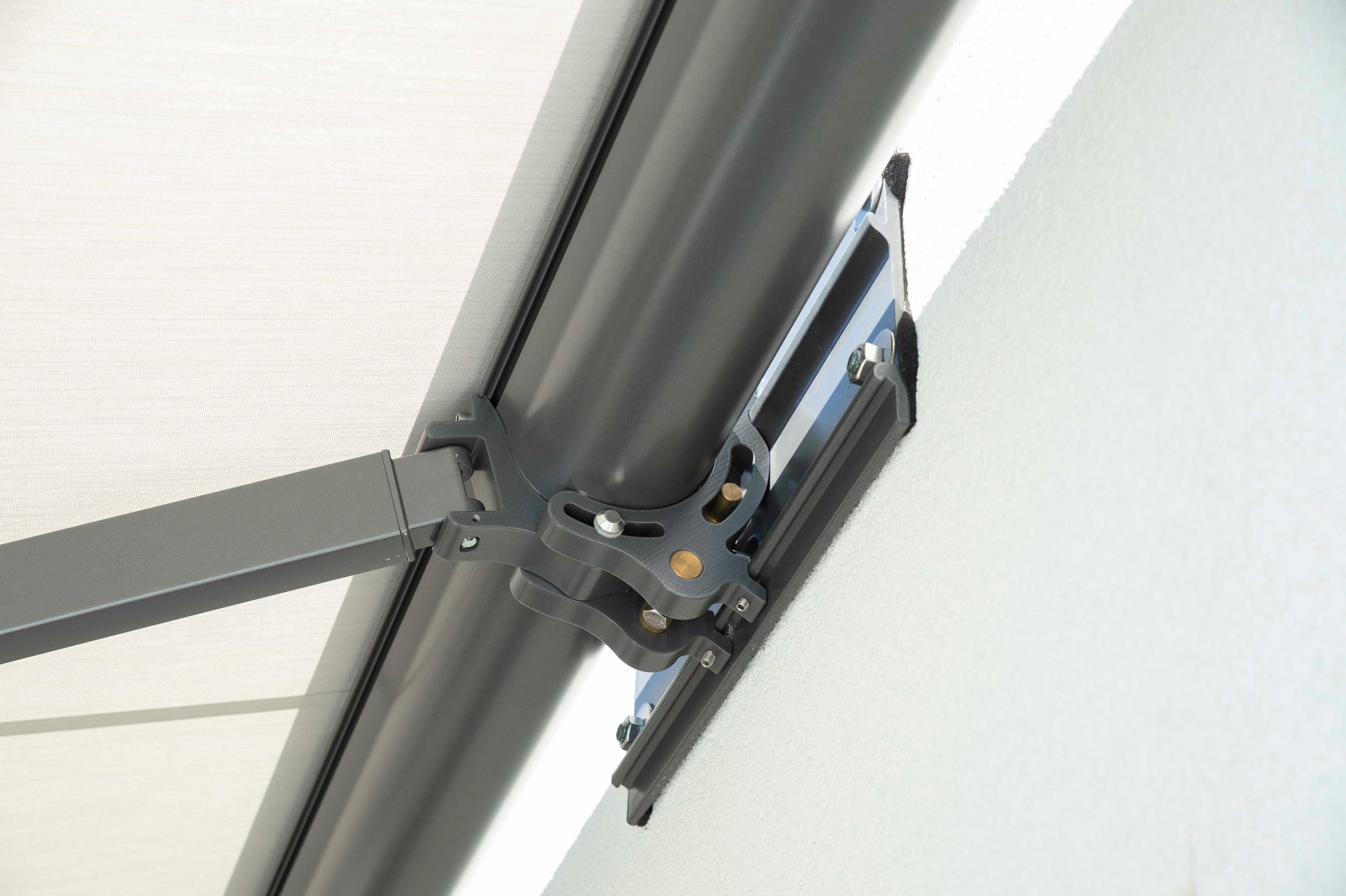 Einfamilienhaus mit Kassettenmarkise und Vertima