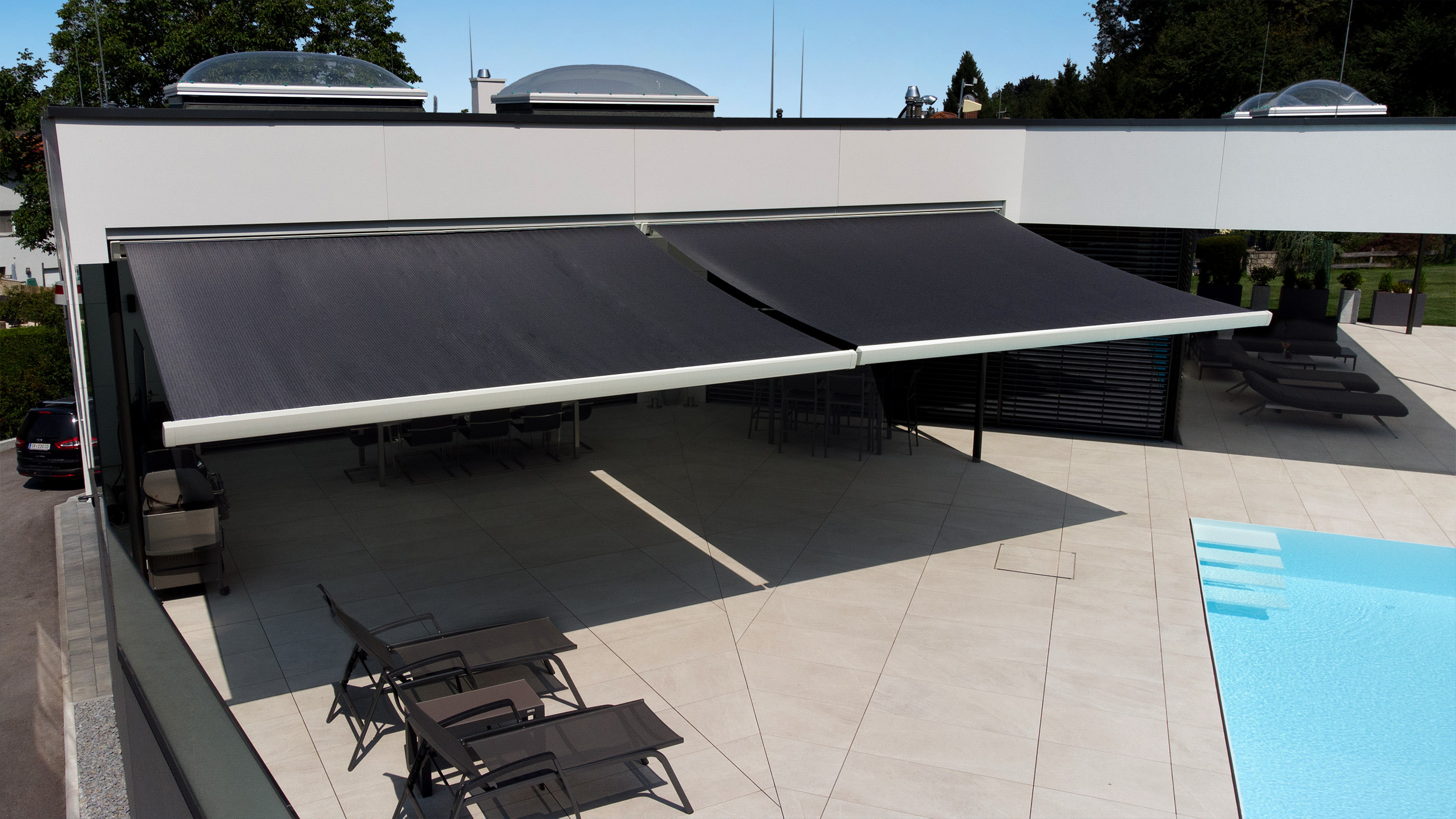 Einfamilienhaus mit LUNA Kassettenmarkise