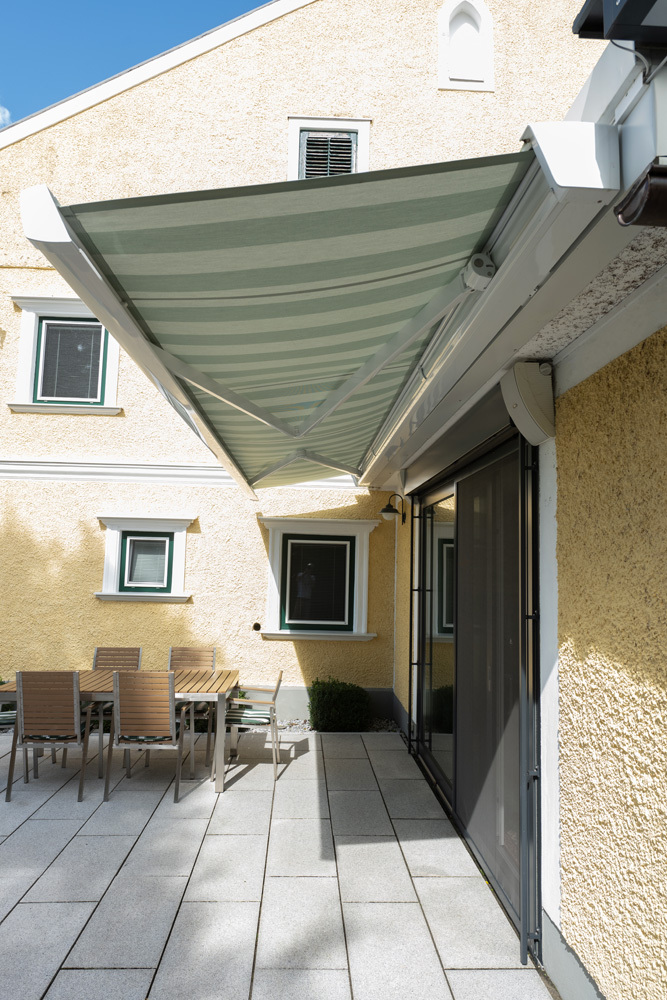 Einfamilienhaus mit LUNA Kassettenmarkise