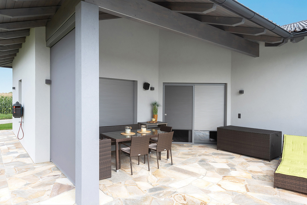 Einfamilienhaus mit Rollladen Komplettierungssatz