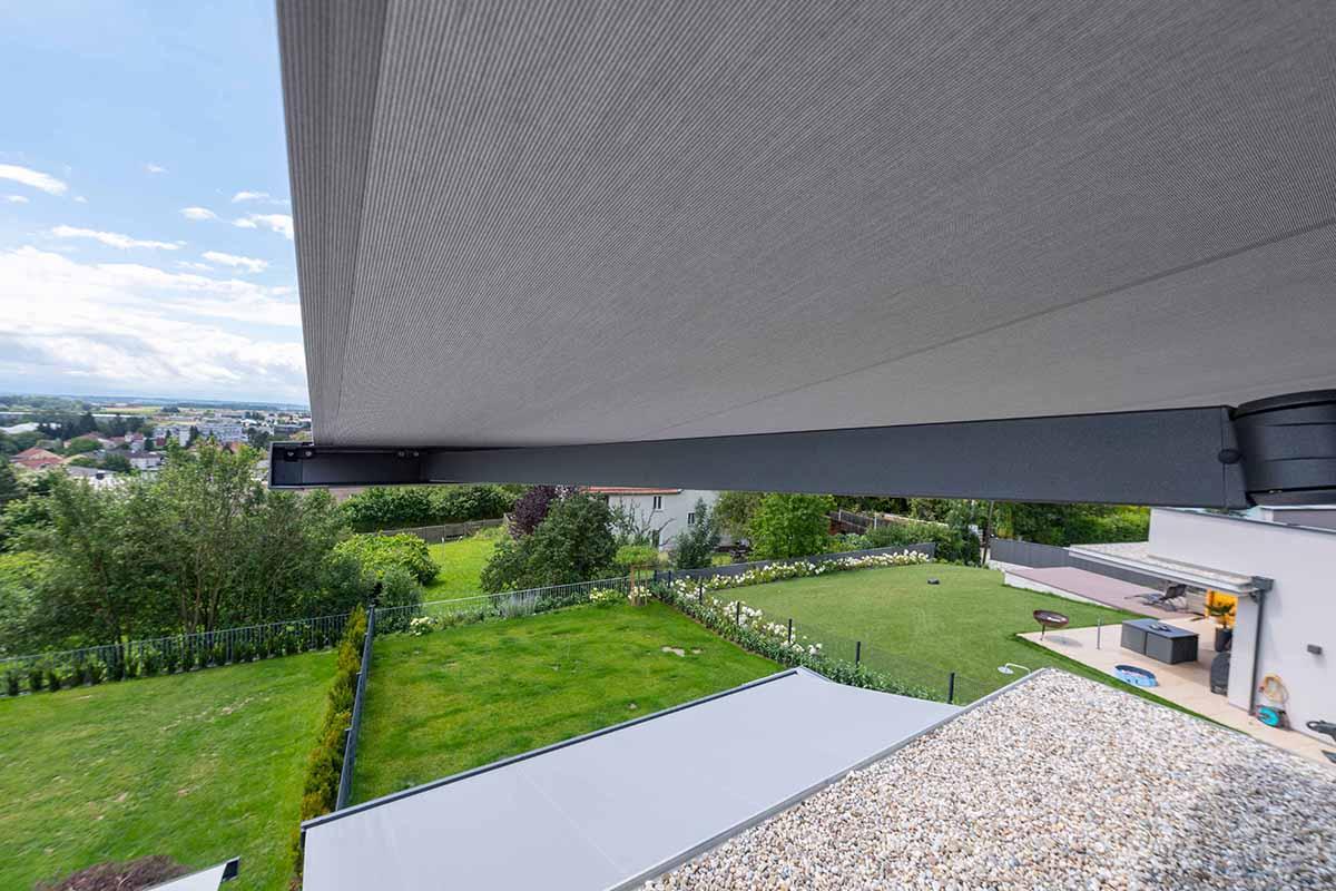 Einfamilienhaus mit LUNA Kassettenmarkise