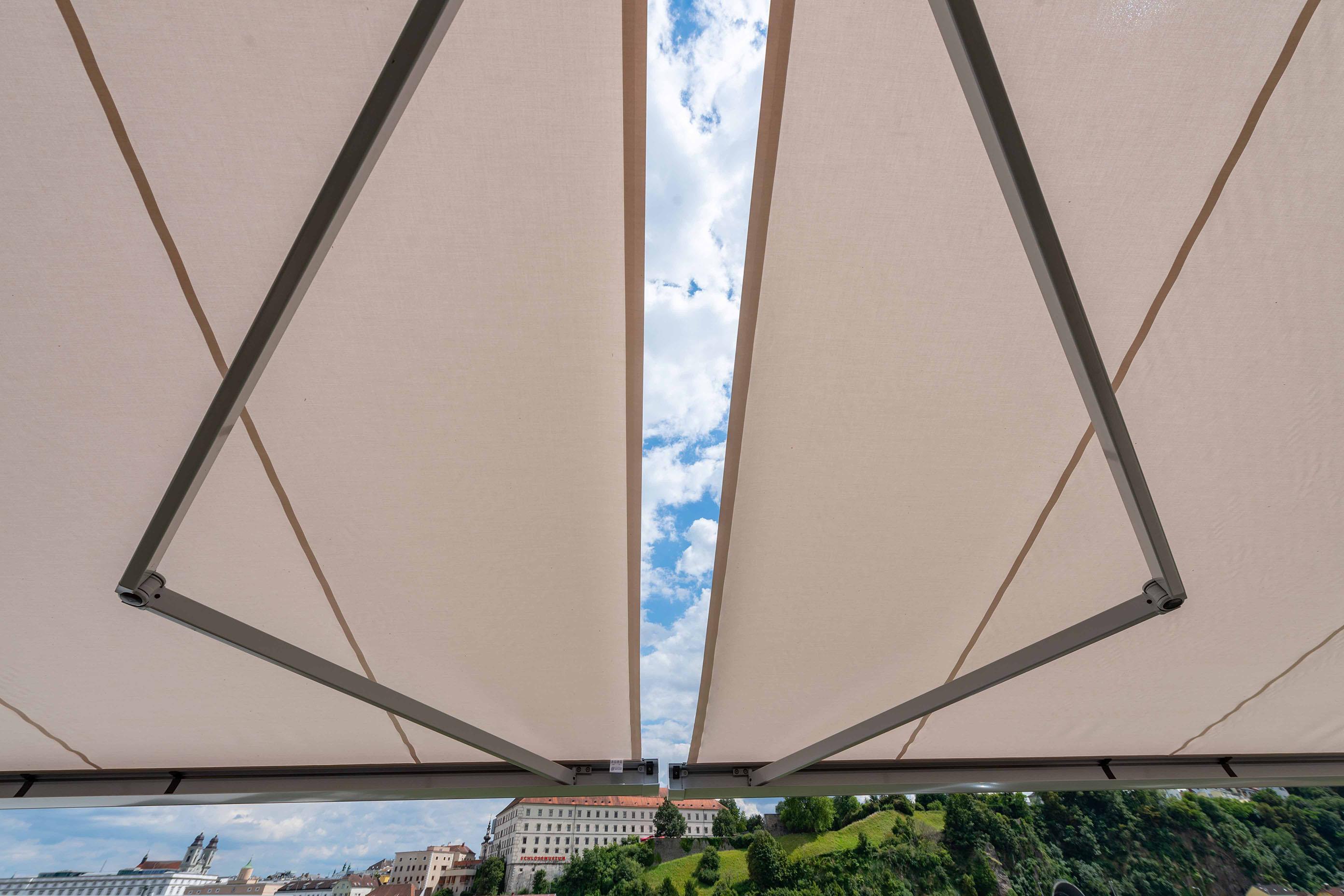 Einfamilienhaus mit LUNA Kassettenmarkise