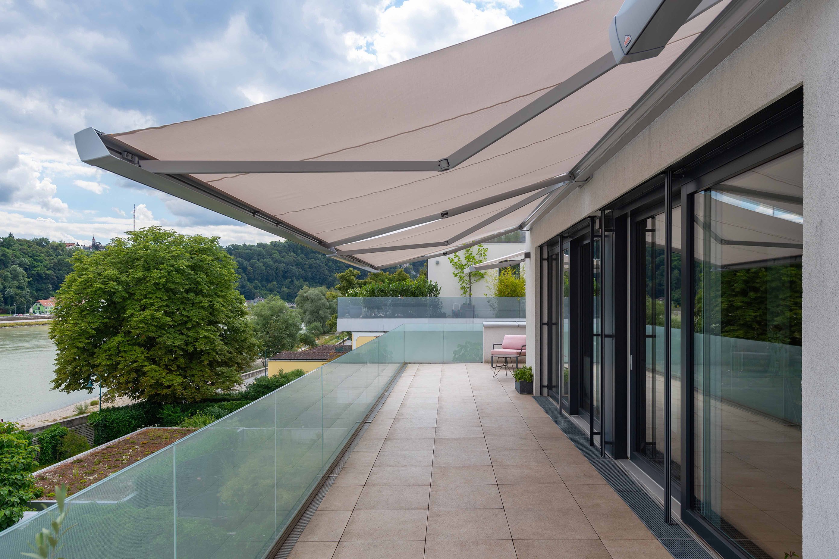 Einfamilienhaus mit LUNA Kassettenmarkise