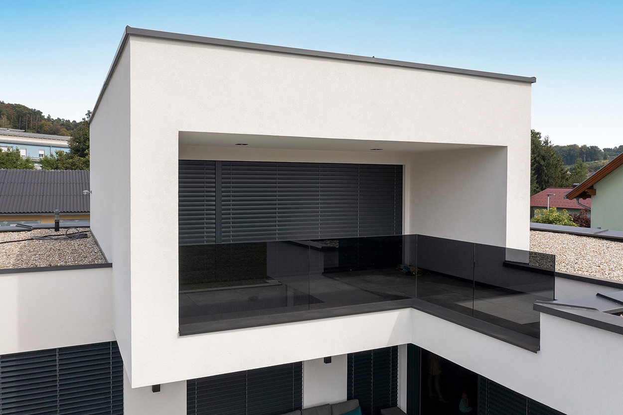 Einfamilienhaus mit Easy Klick-Raffstore