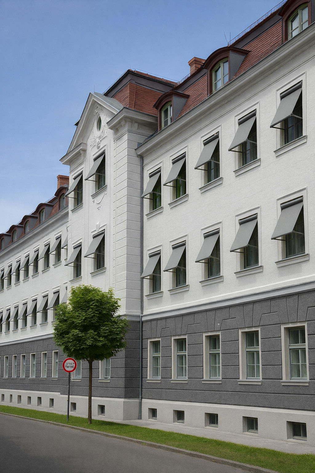 Bildungsstätte mit Markisolette