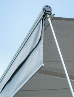 CLA_Classic-Markise Ihre Vorteile Vertima Senkrechtrollo Prospekt Terrasse