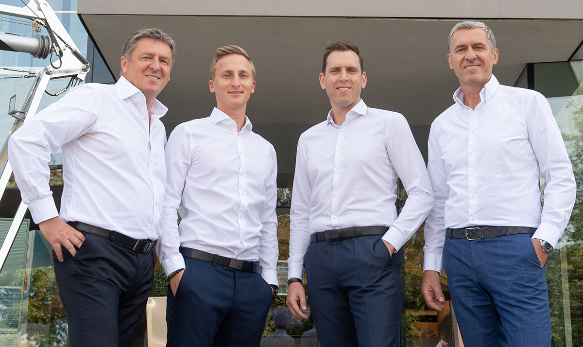 Geschäfstführung 4 Personen 2 + 3 Generation