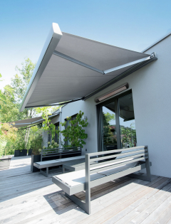 Für den Einsatz auf Ihrer Terrasse und im Wintergarten, im Frühling, Sommer, Herbst und Winter. Schaffen Sie sich eine angenehm warme Atmosphäre auf Ihrer Terrasse – mit einem Höchstmaß an Komfort, Sicherheit und Effektivität. HS-S-IO_Ihre-Vorteile-Heizstrahler-Prospekt-Terrasse