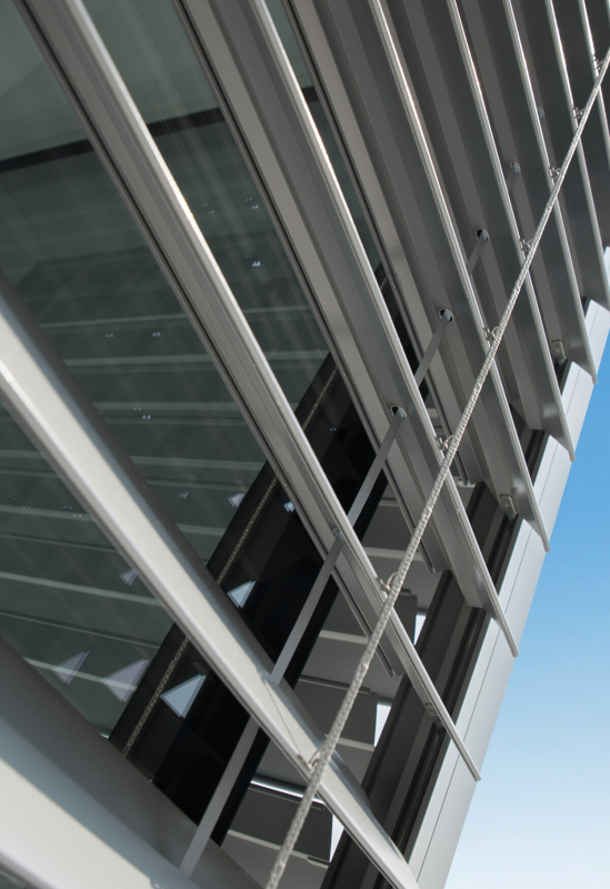 KRA90-PS_Softführungsschiene_Unterputzschacht_Detail_Lamellen