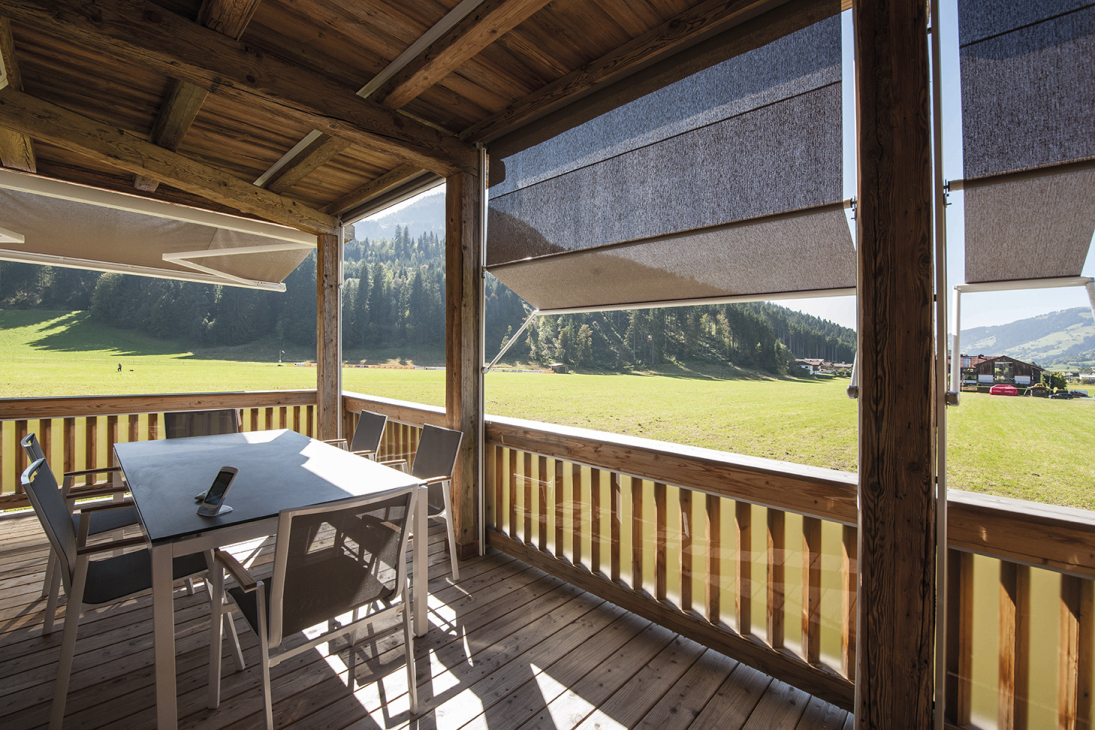 Wohnbau Kitzbühel_RA93_LUNA_Loggia