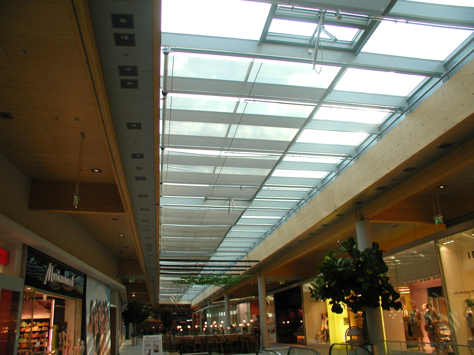 Max-Center Wels, Beschattung Shopping-Center