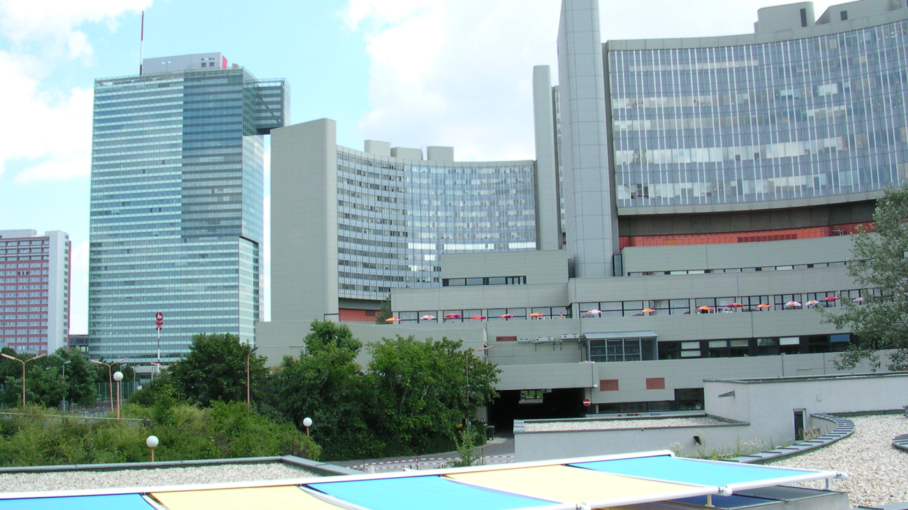 Unido Wien, Beschattung Kindergarten, Wintergarten